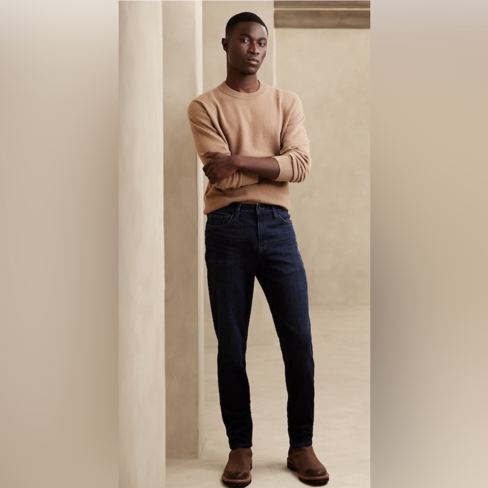 NWT Banana Republic Slim Traveler Jeans Size 31.